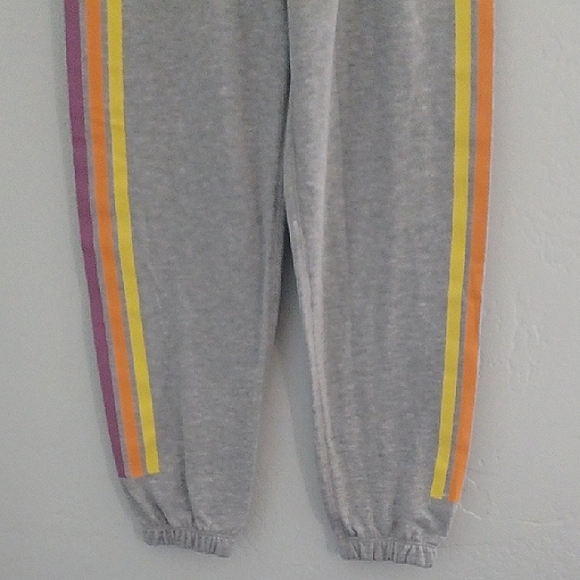 NWT Grayson Threads Sweatpants with Colorful Side Stripes - Picture 3 of 10